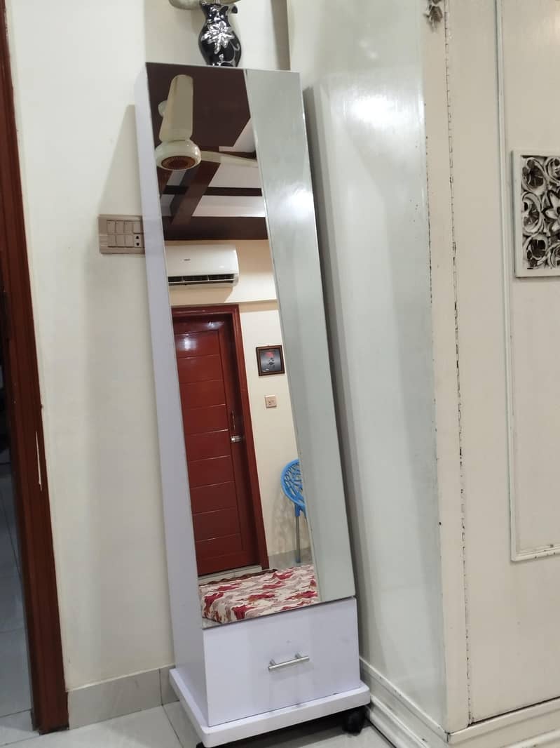 new mirror 2