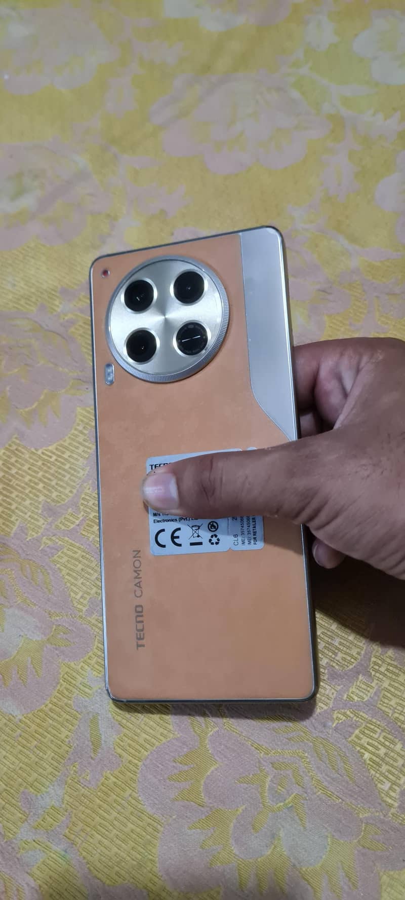 Tecno CAMON 30 1