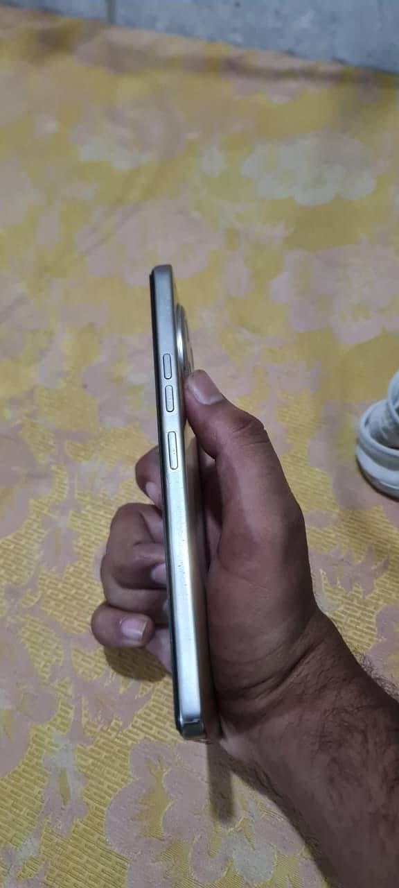 Tecno CAMON 30 3