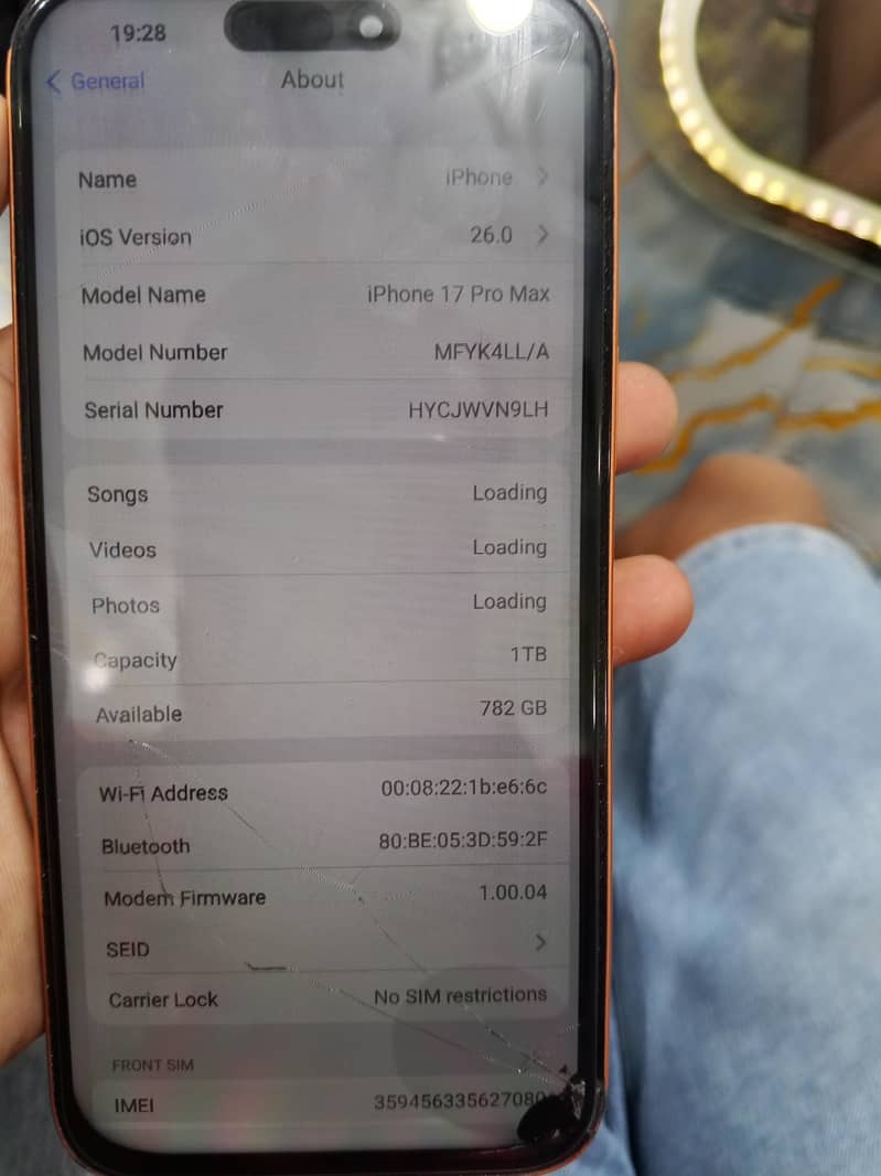 Apple iPhone 17 Pro Max 3