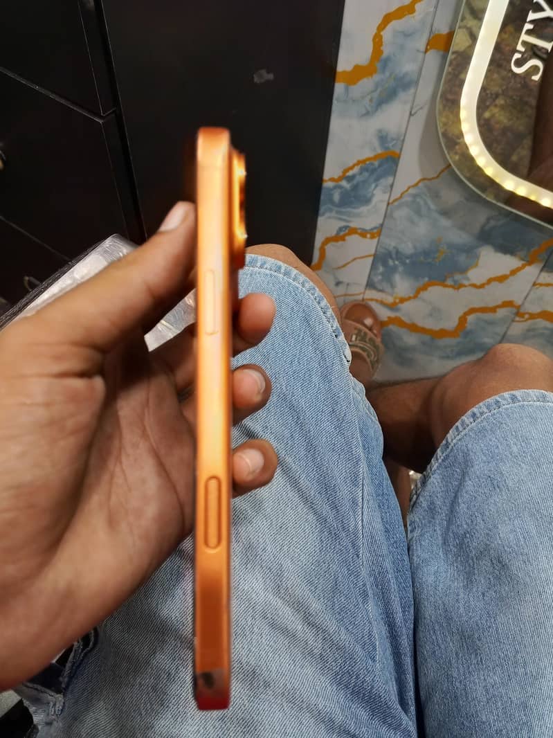 Apple iPhone 17 Pro Max 6