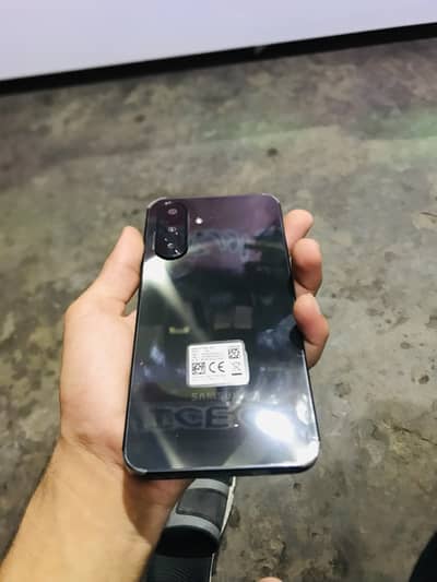 Samsung a17 8/256 condition 10/9.5 Exchane possible