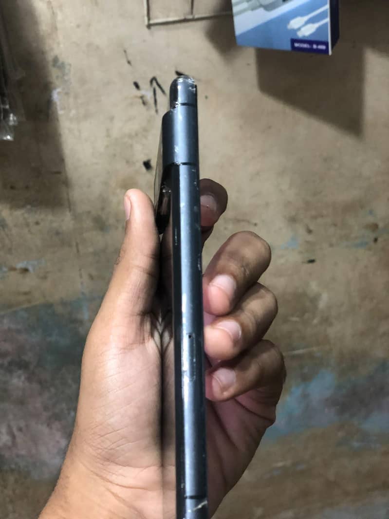 Google Pixel 7 4