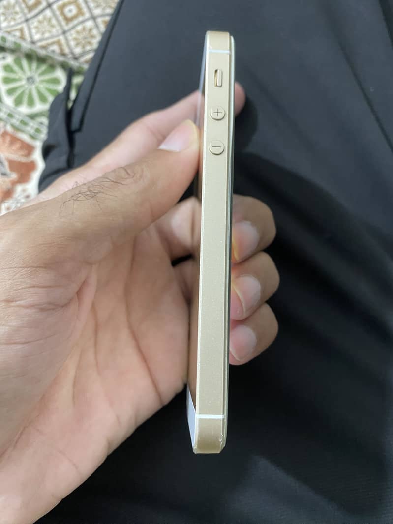 Apple iPhone SE 2