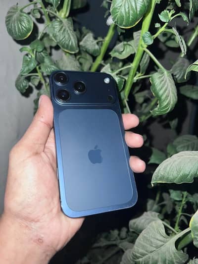 iPhone Xr Converted Into 17 Pro Max