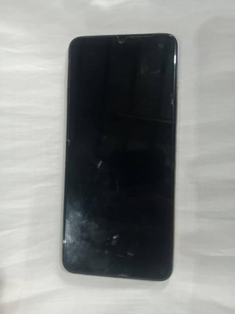 itel À100 2