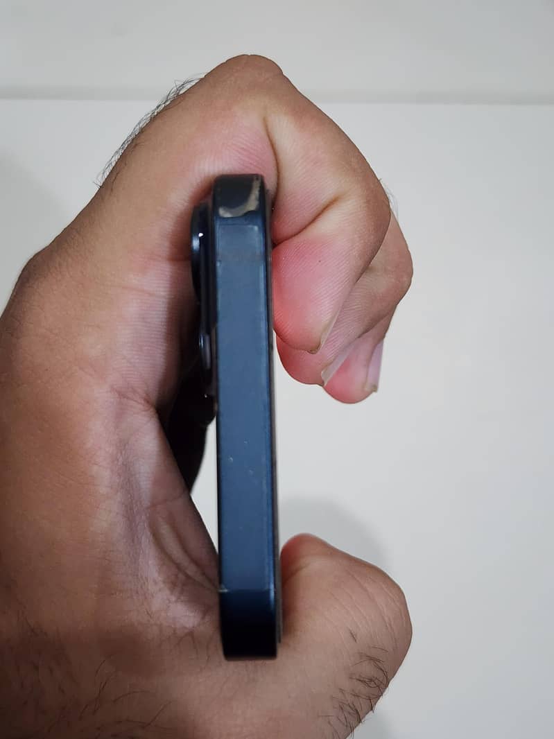 Apple iPhone 14 2