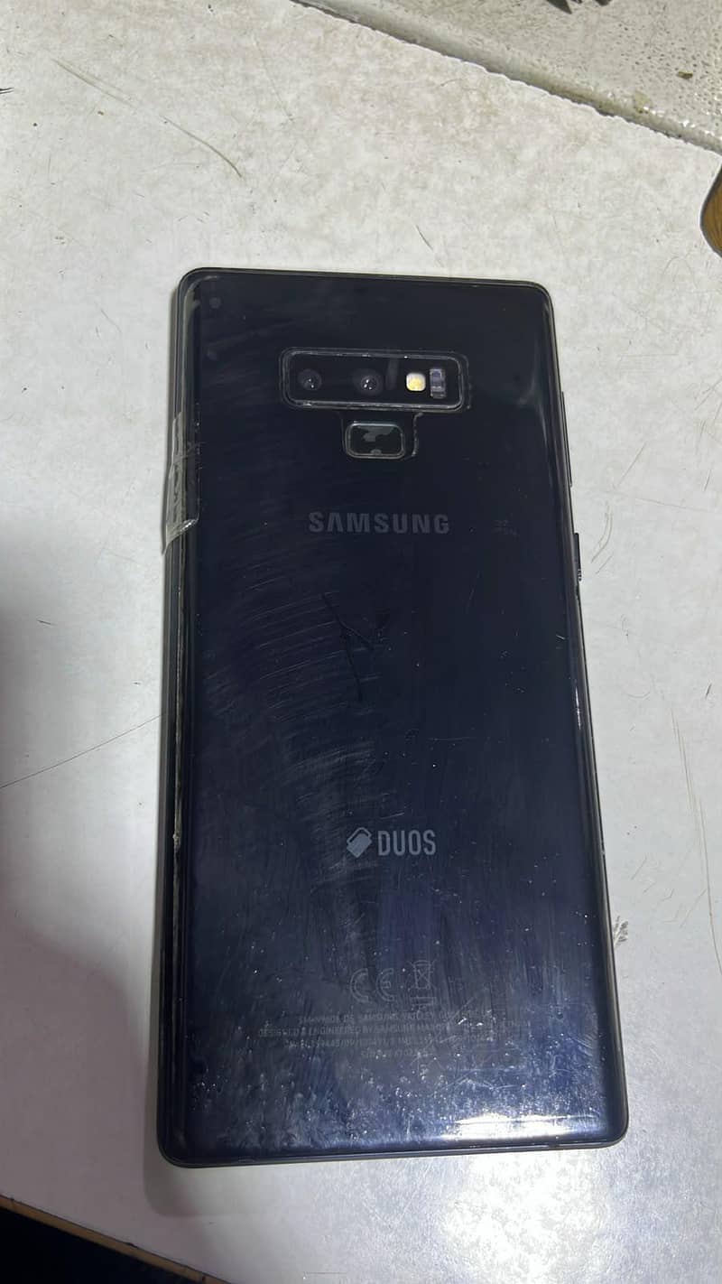 Samsung Mobile Note 9 1