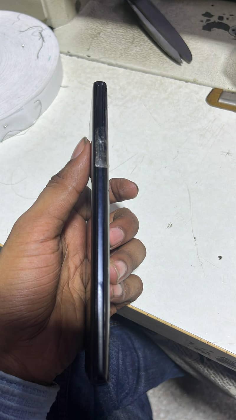 Samsung Mobile Note 9 5