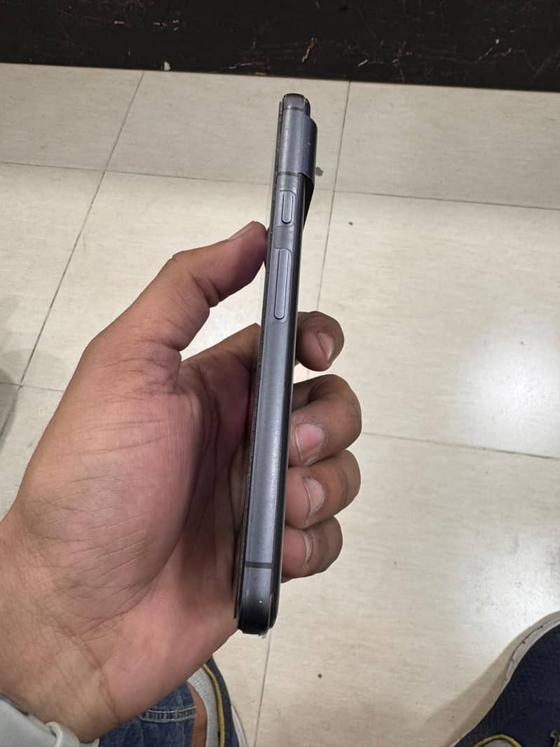 Google Pixel 8 3