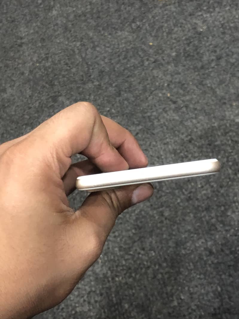 Apple iPhone 7 Plus 7