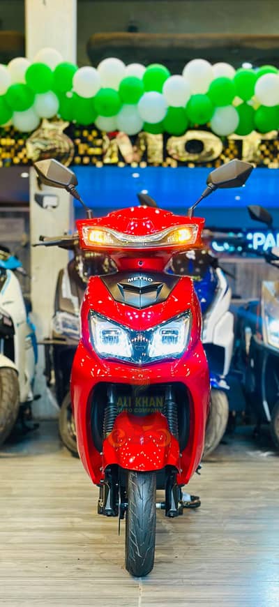 Metro scooty Male & female scooty All brands available