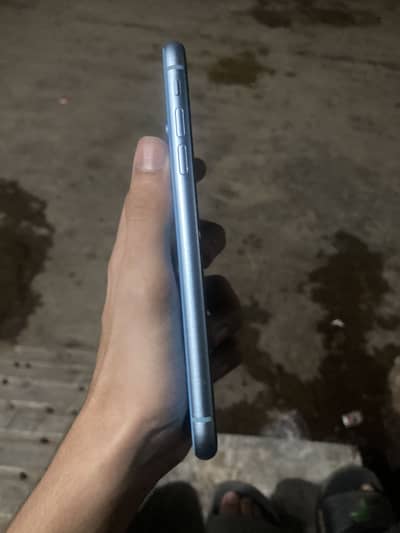Apple iPhone XR