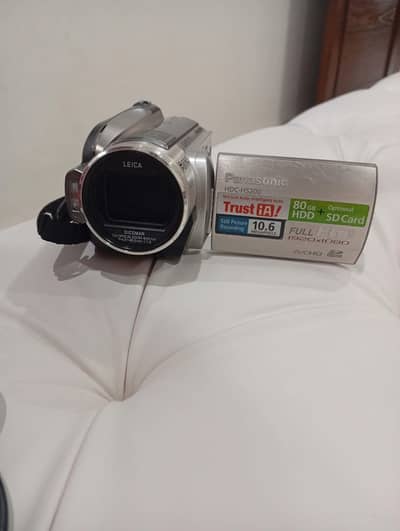 Camcorder HDC HS200