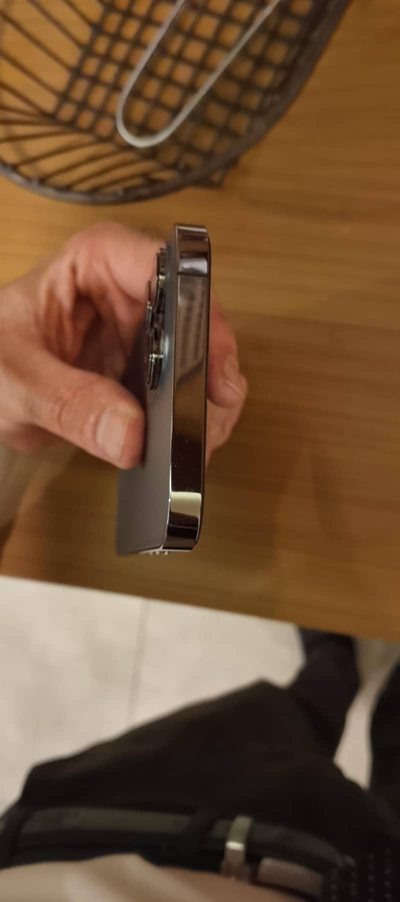 Apple iPhone 13 Pro Max 4