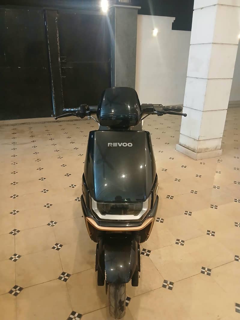 A 12 Revoo 13