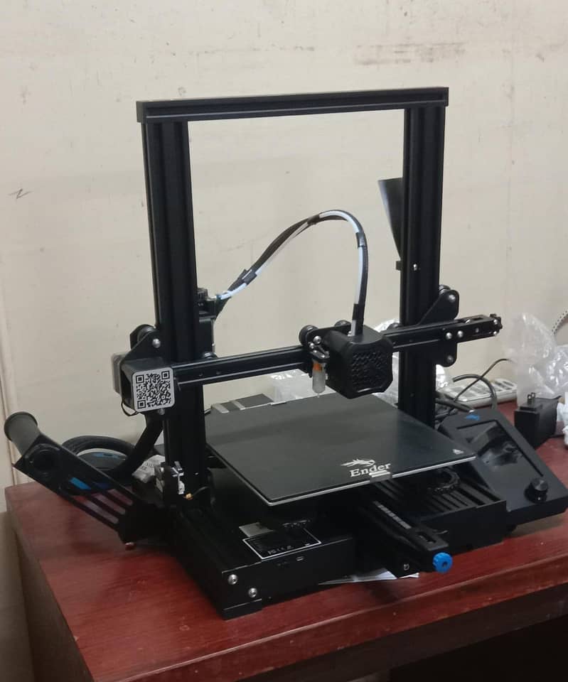 Ender 3 V2 3D Printer 0