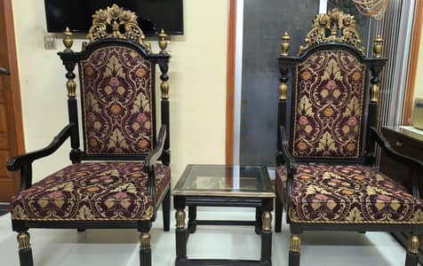 room chairs and table