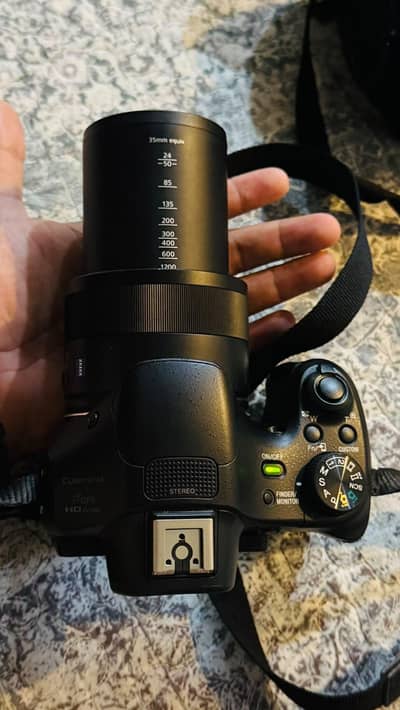 Sony Cyber-shot DSC-HX400V – 50x Zoom Camera (Lahore)