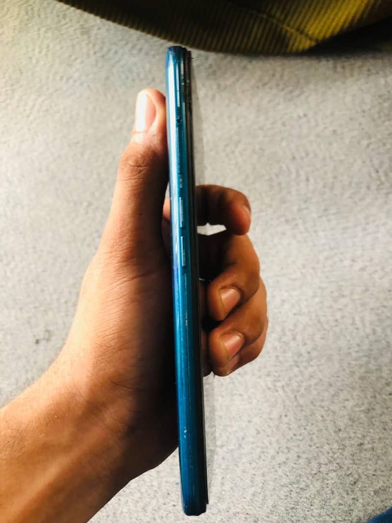 OPPO A9 6