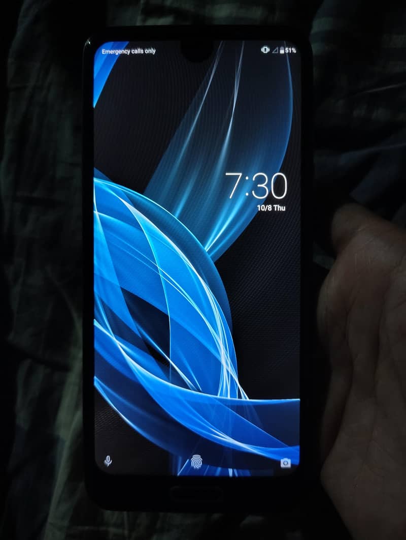 Sharp Aquos R2 1