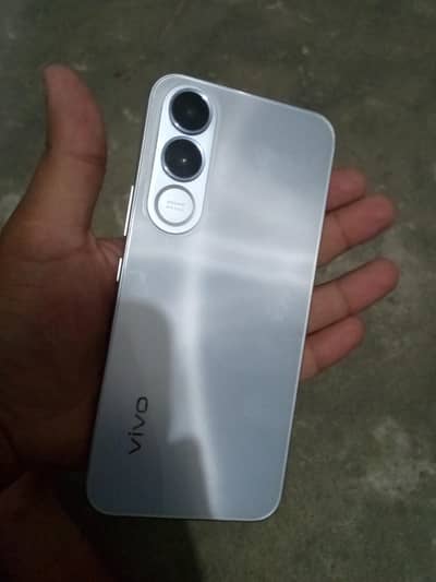 Vivo V70 FE 5G