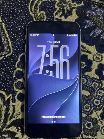 Apple iPhone SE2020