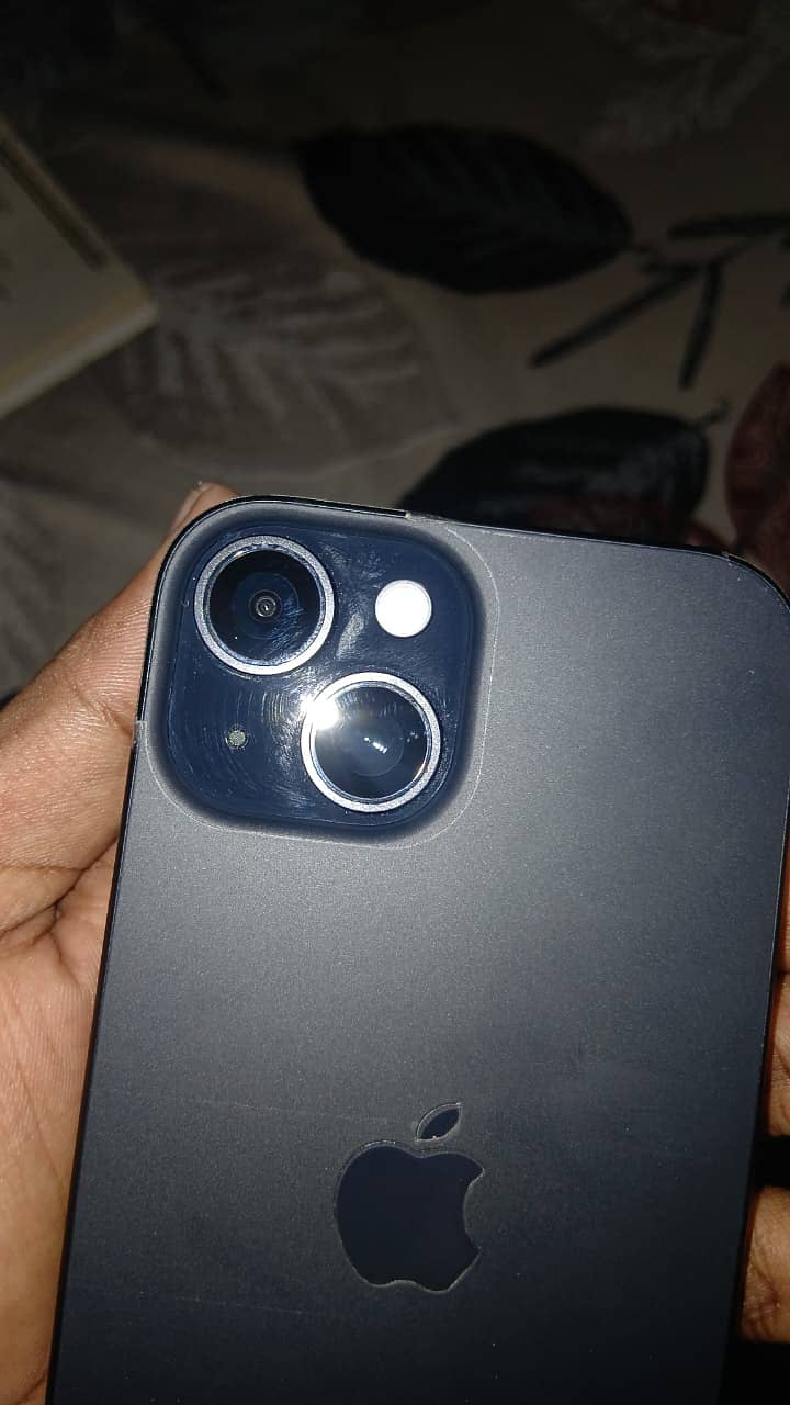 Apple iPhone 15 0