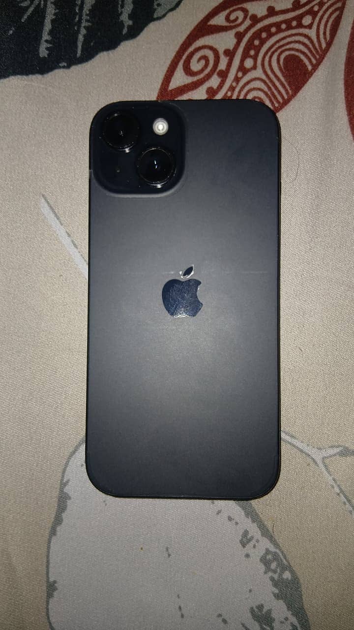 Apple iPhone 15 1