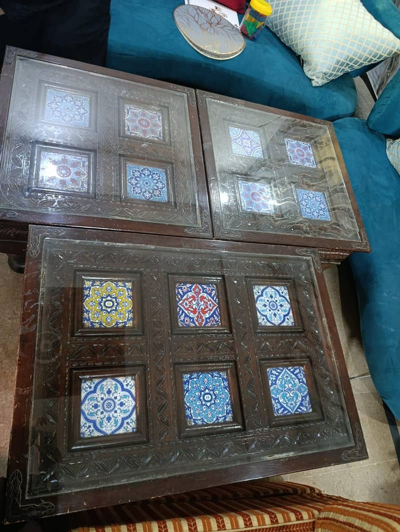 centre table 0