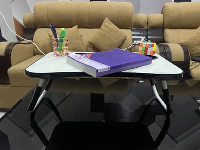 Small mini table for study,laptop use,eating