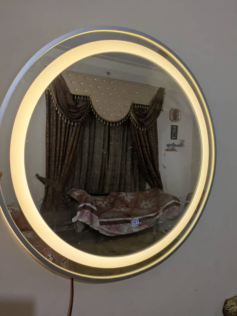 Lighting Mirror 1