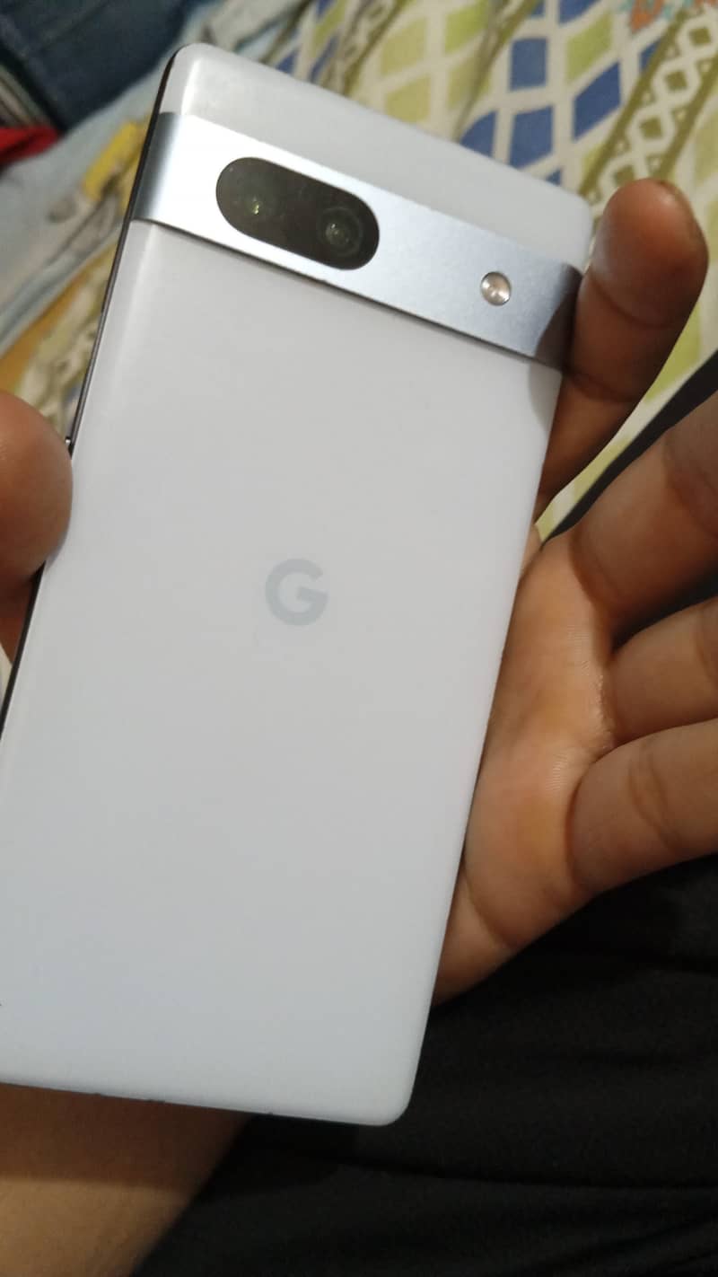Google Pixel 7a 1