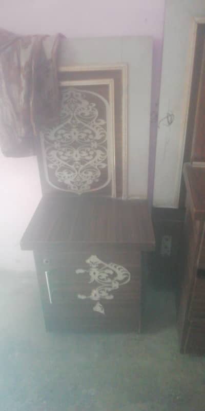 Complete Bedroom Furniture Set – Used