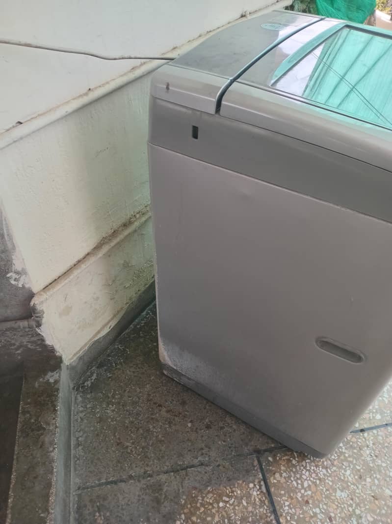 LG automatic machine 1