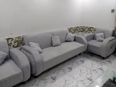 5 Seater sofa set  1 Month used Fresh Condition