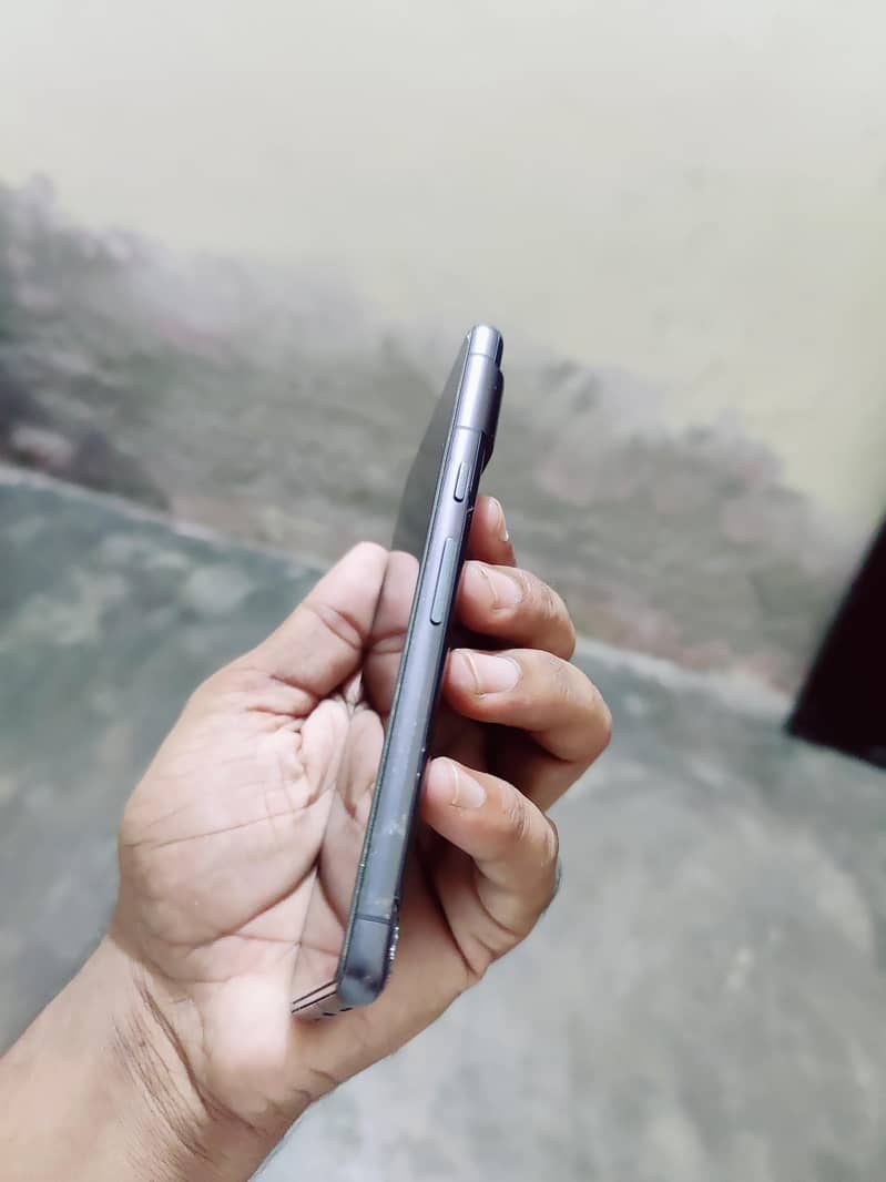 Google Pixel 7 5