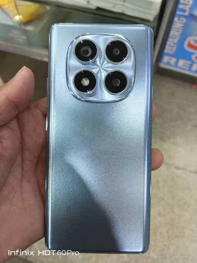 Xiaomi Redmi Note 14 Pro