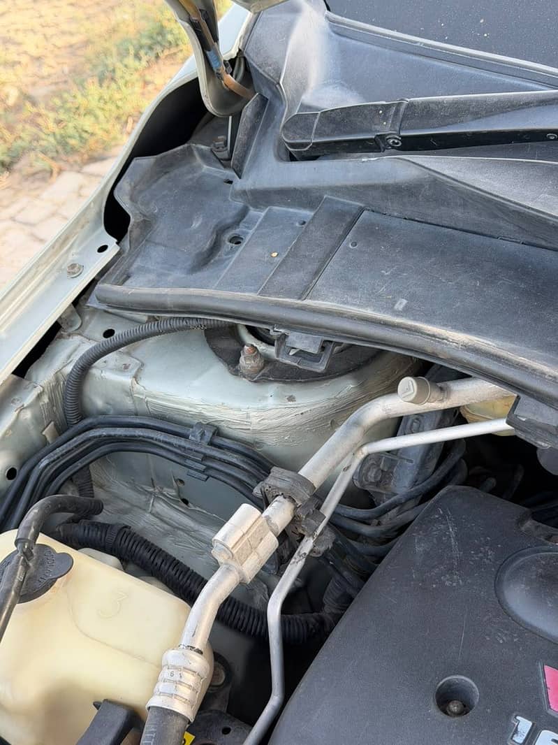 Corolla SR 1.8 7