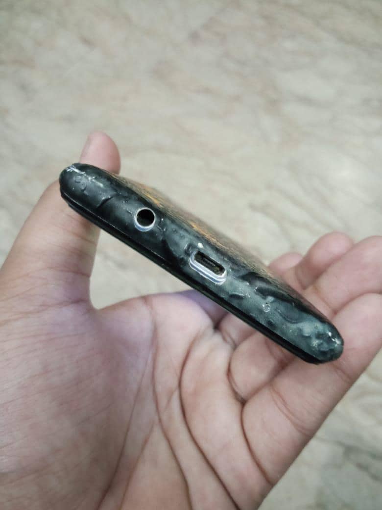 Tecno 3