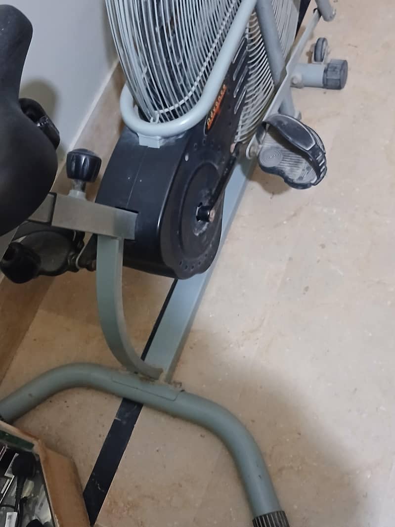 Exercise machine Cycle 2