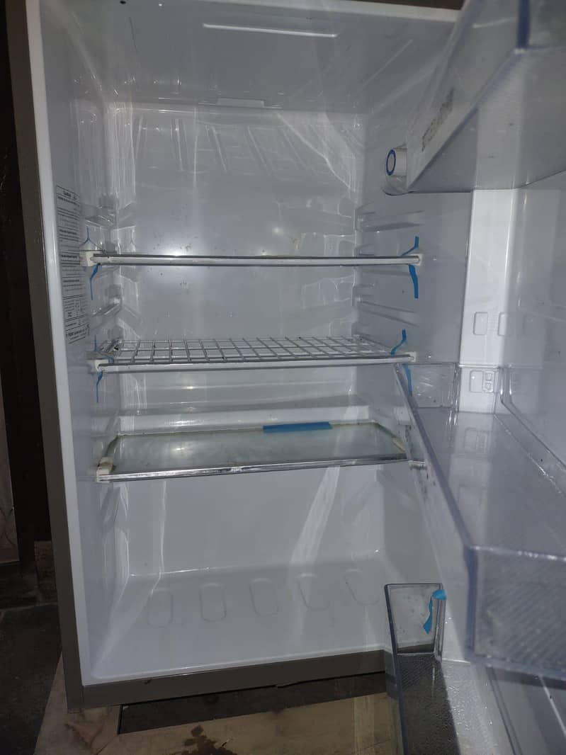 fridge 0