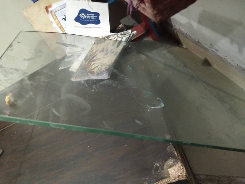 dining center table with top break glass 4