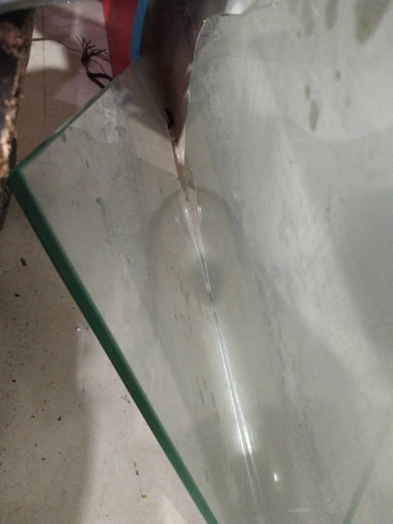 dining center table with top break glass 5