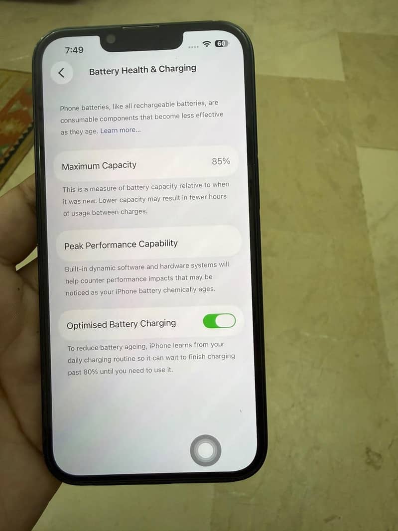 Apple iPhone 13 5