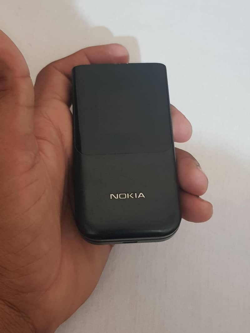 Nokia 2720 Flip 3