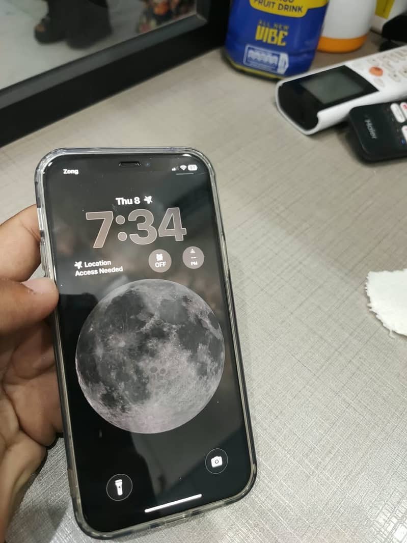 Apple iPhone 12 6