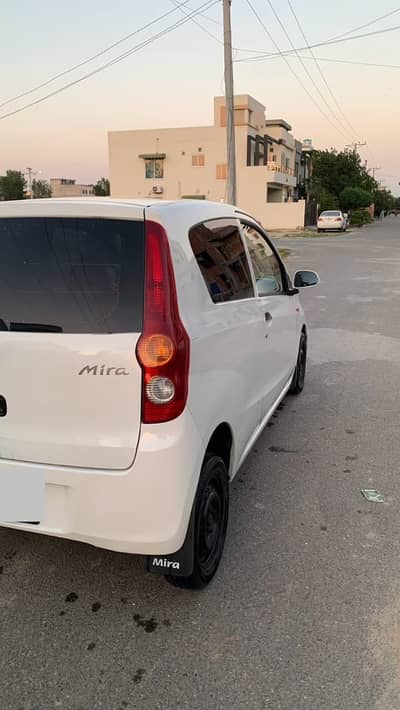 Daihatsu Mira 2008