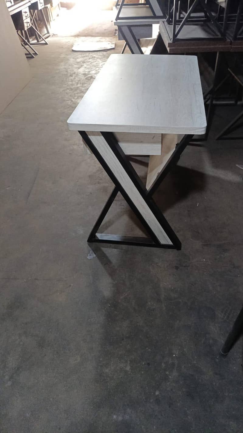 X-leg table 2