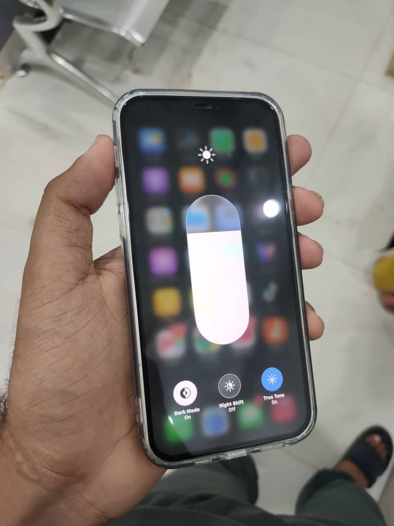 Apple iPhone 12 7